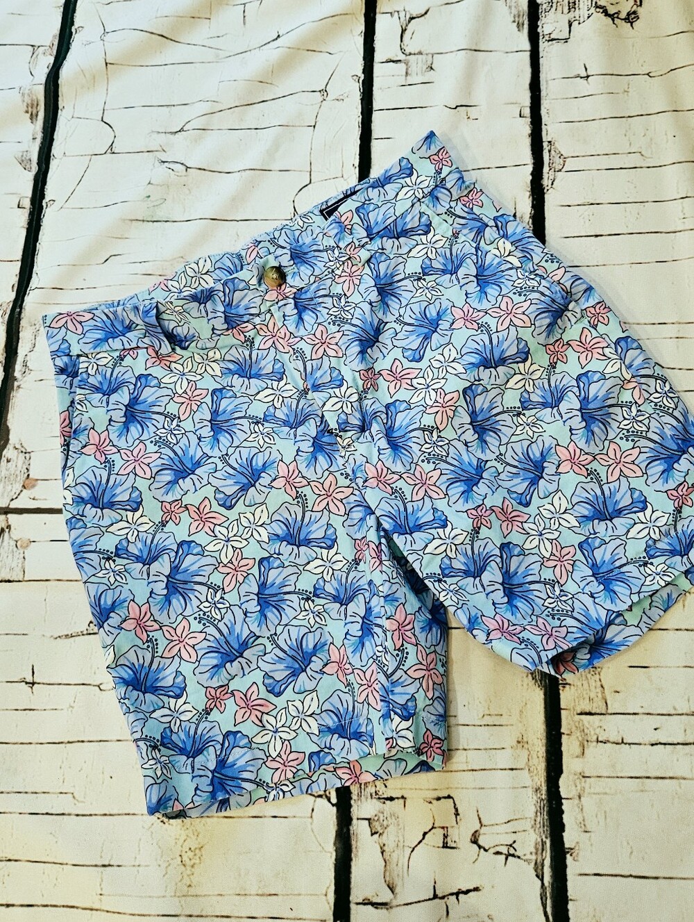 Vineyard Vines Novelty Floral Stretch Breaker Shorts Crystal Blue Men's Size 28